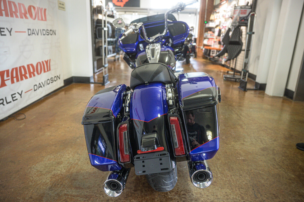 CVO® Road Glide®