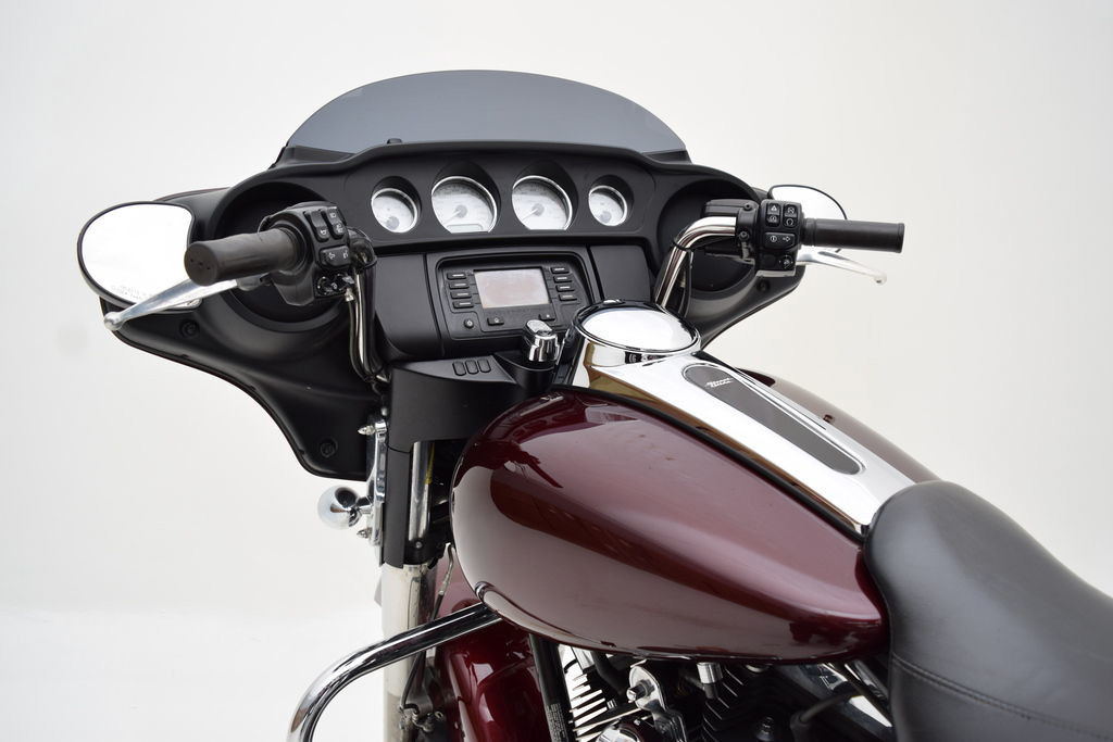 Street Glide®