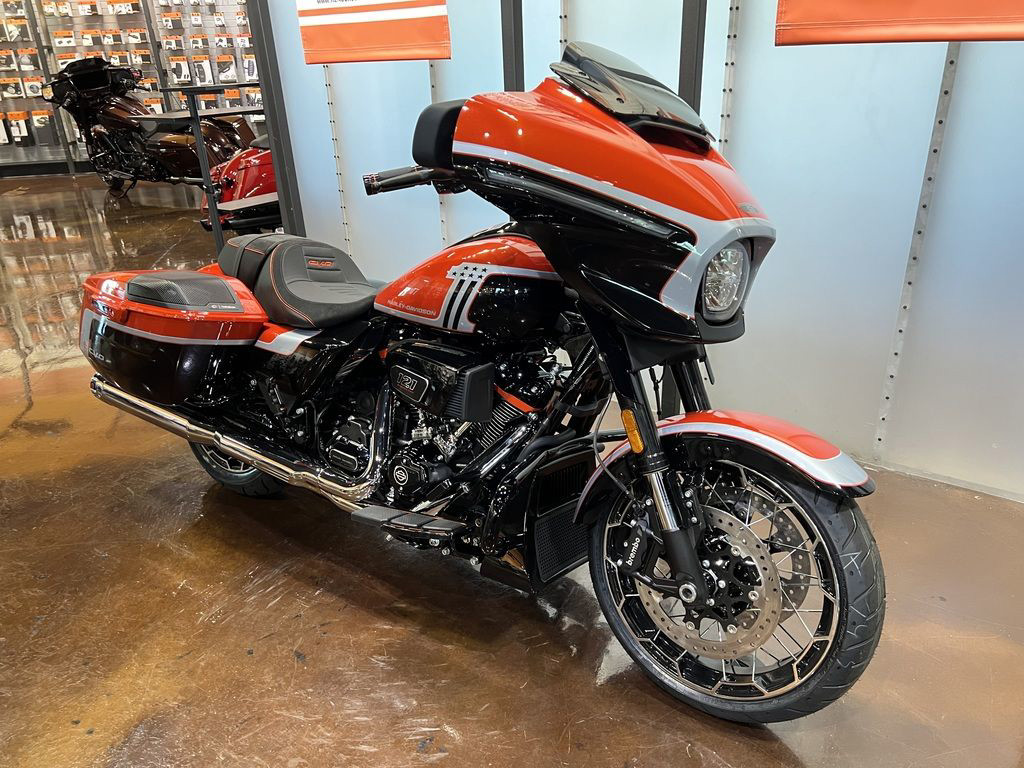 CVO® Street Glide®