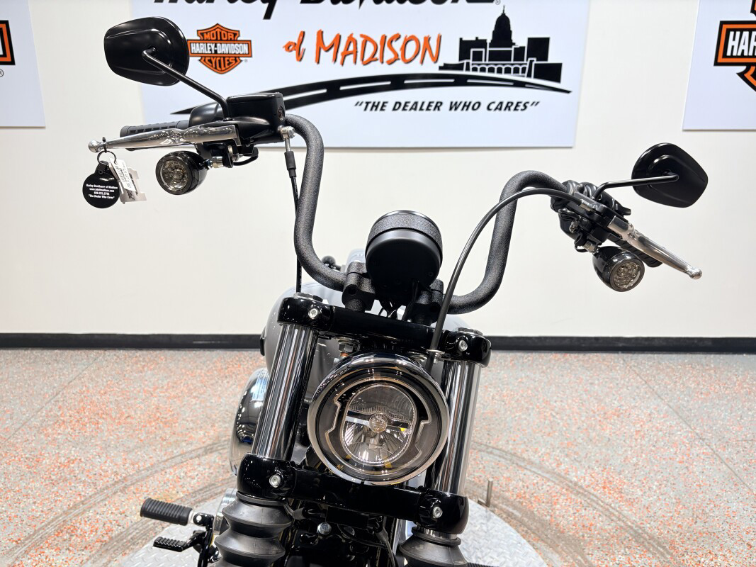 Street Bob®