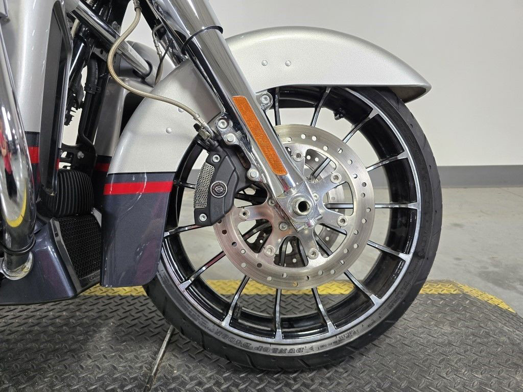 CVO® Street Glide®