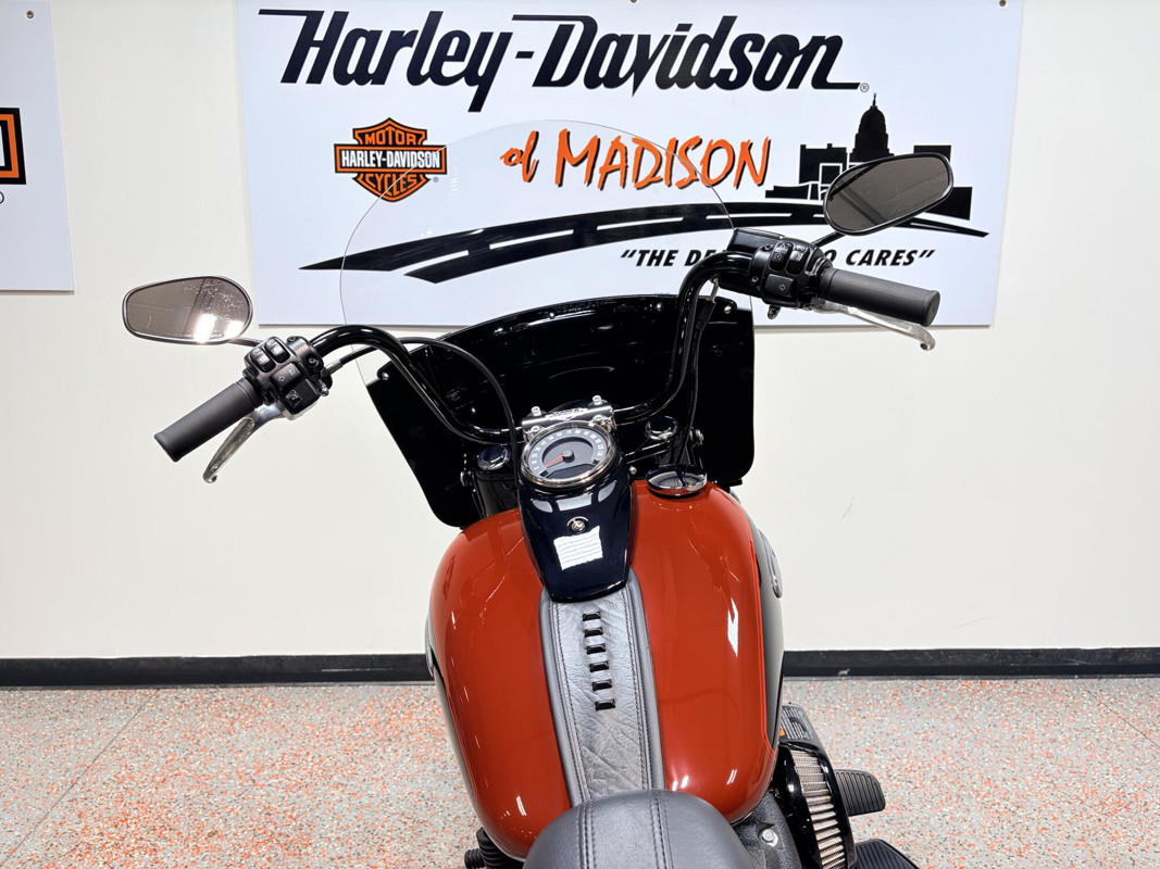 Heritage Classic 114