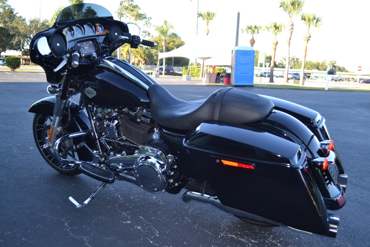 Street Glide® Special