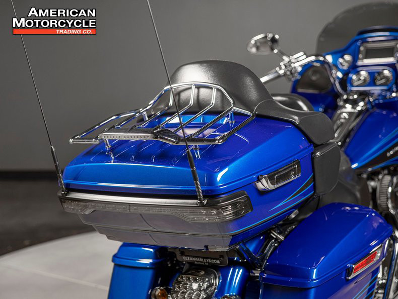 CVO® Road Glide® Ultra