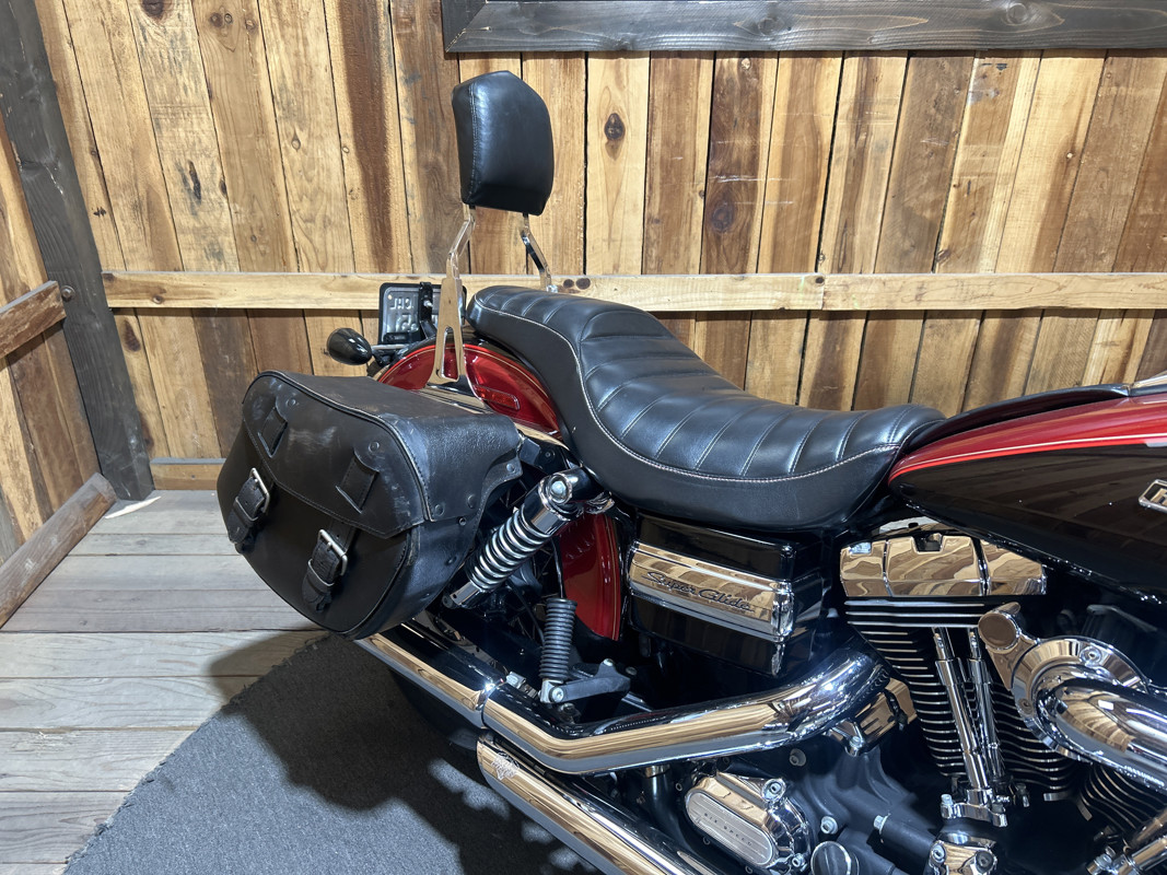 Dyna® Super Glide® Custom