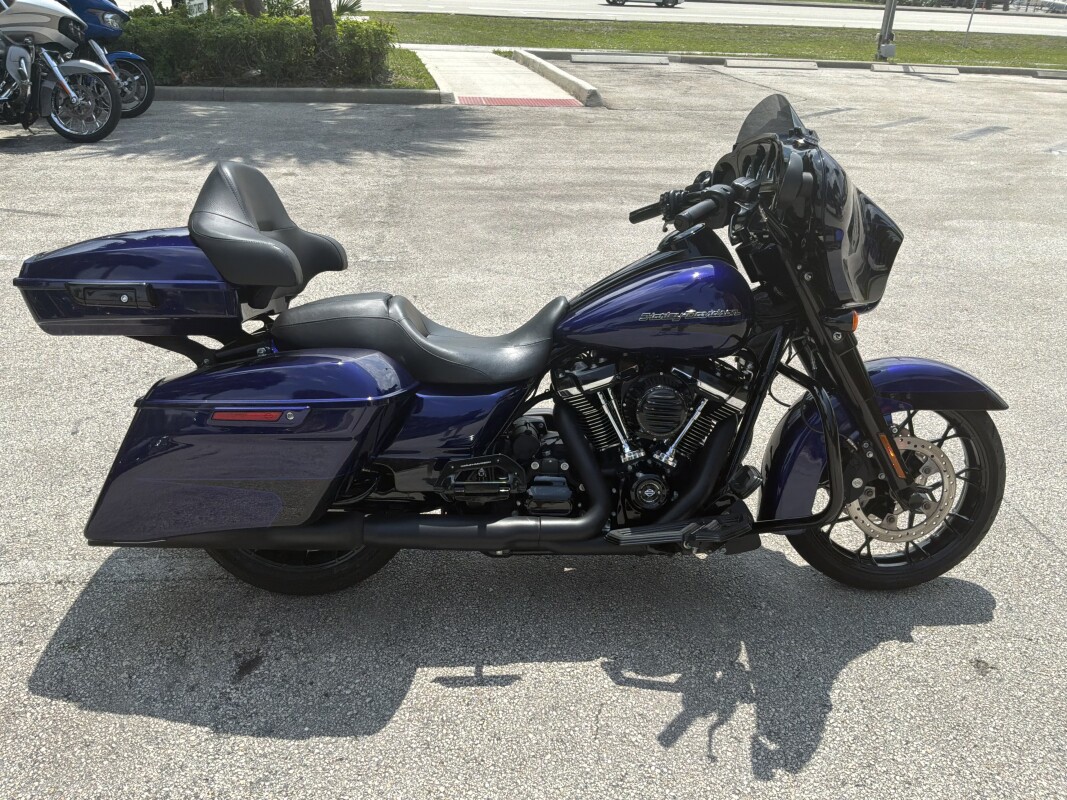 Street Glide® Special