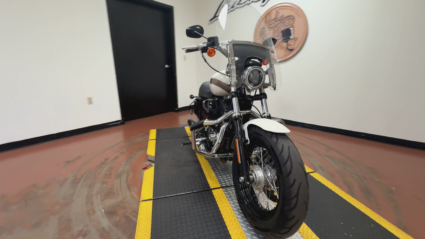 Sportster® 1200 Custom