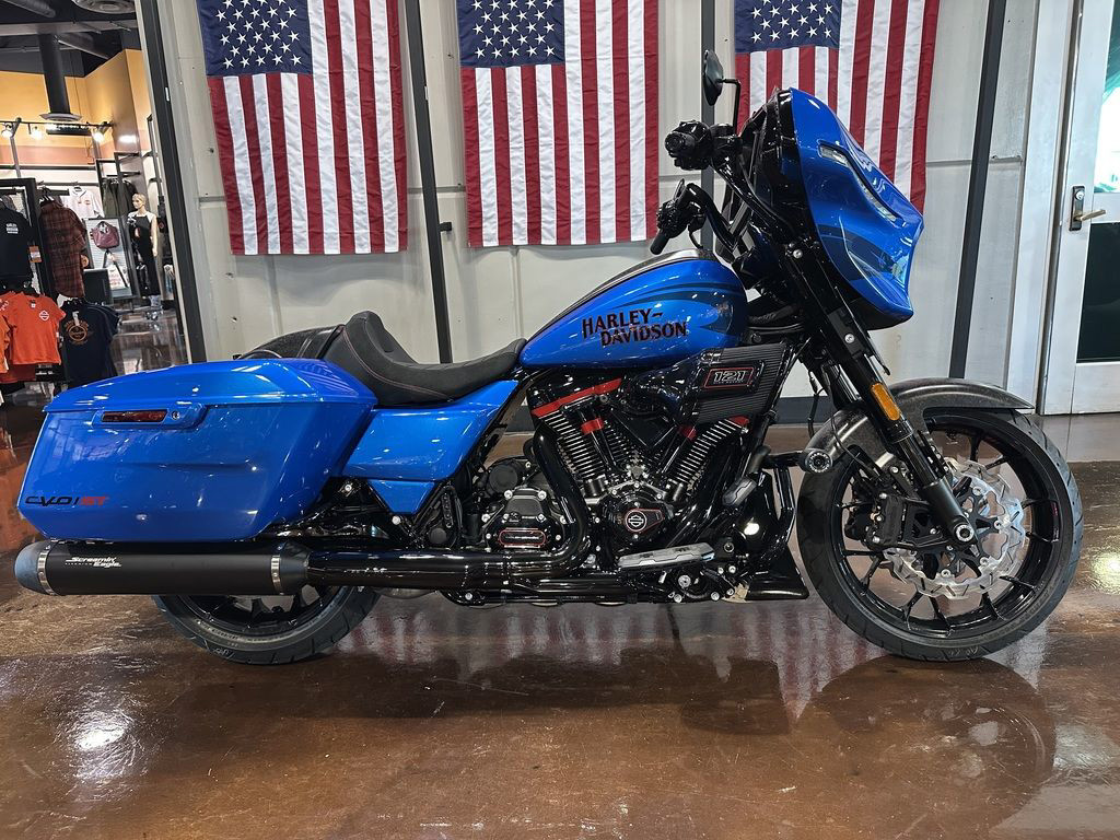 CVO® Street Glide® ST