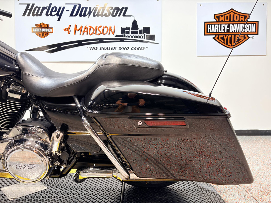 Street Glide® Special