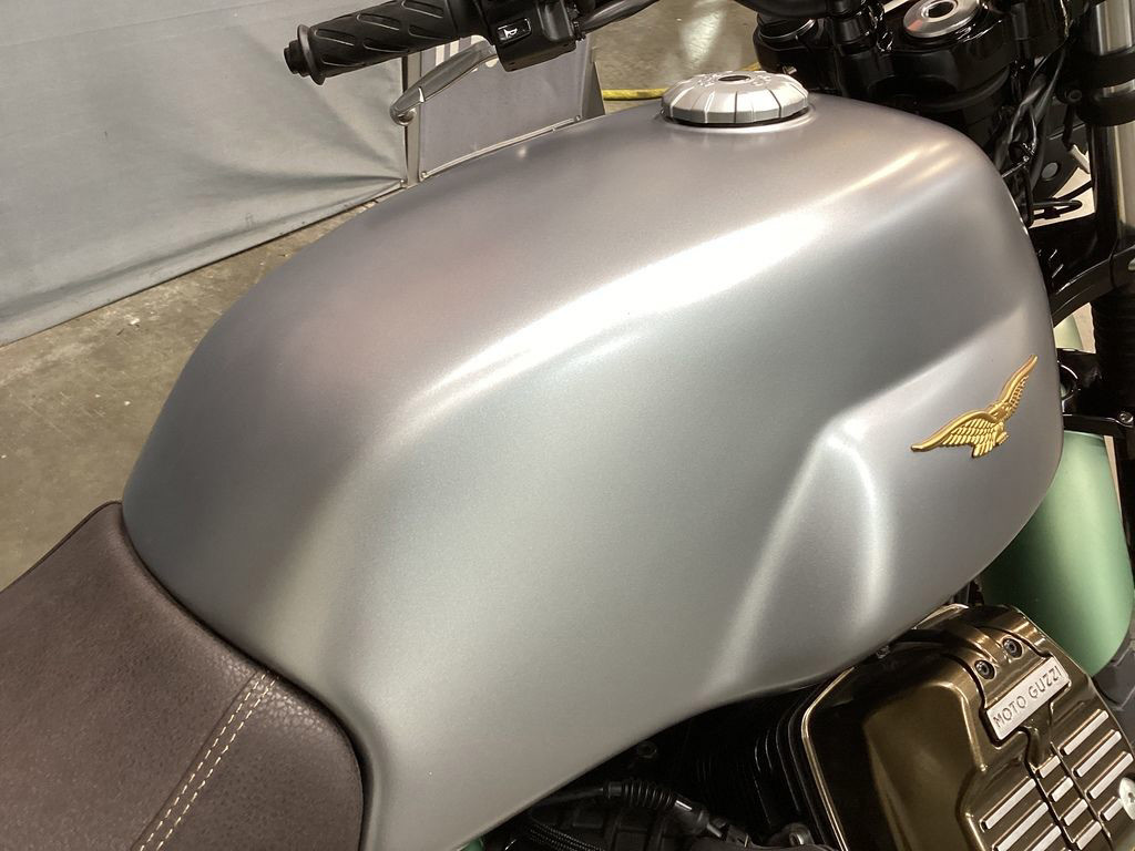 V7 Stone