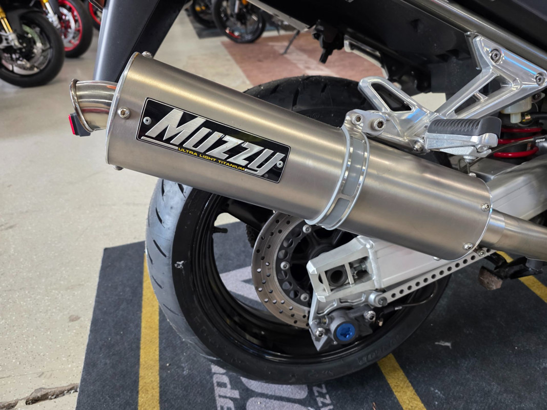 FZ1