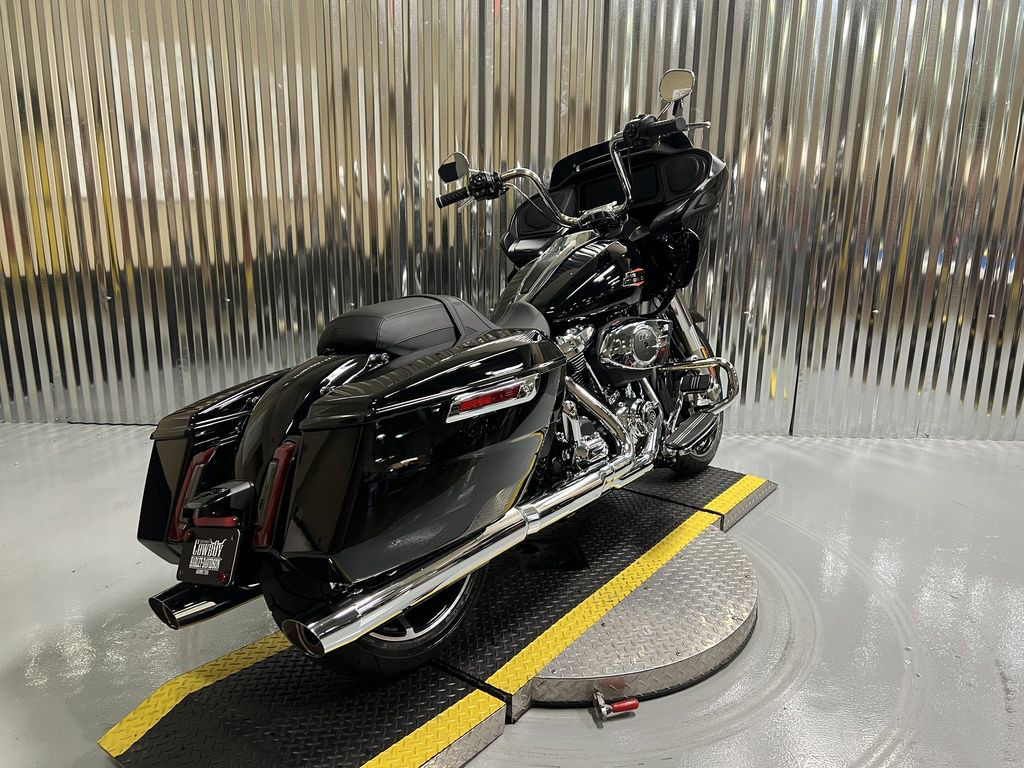 Road Glide®