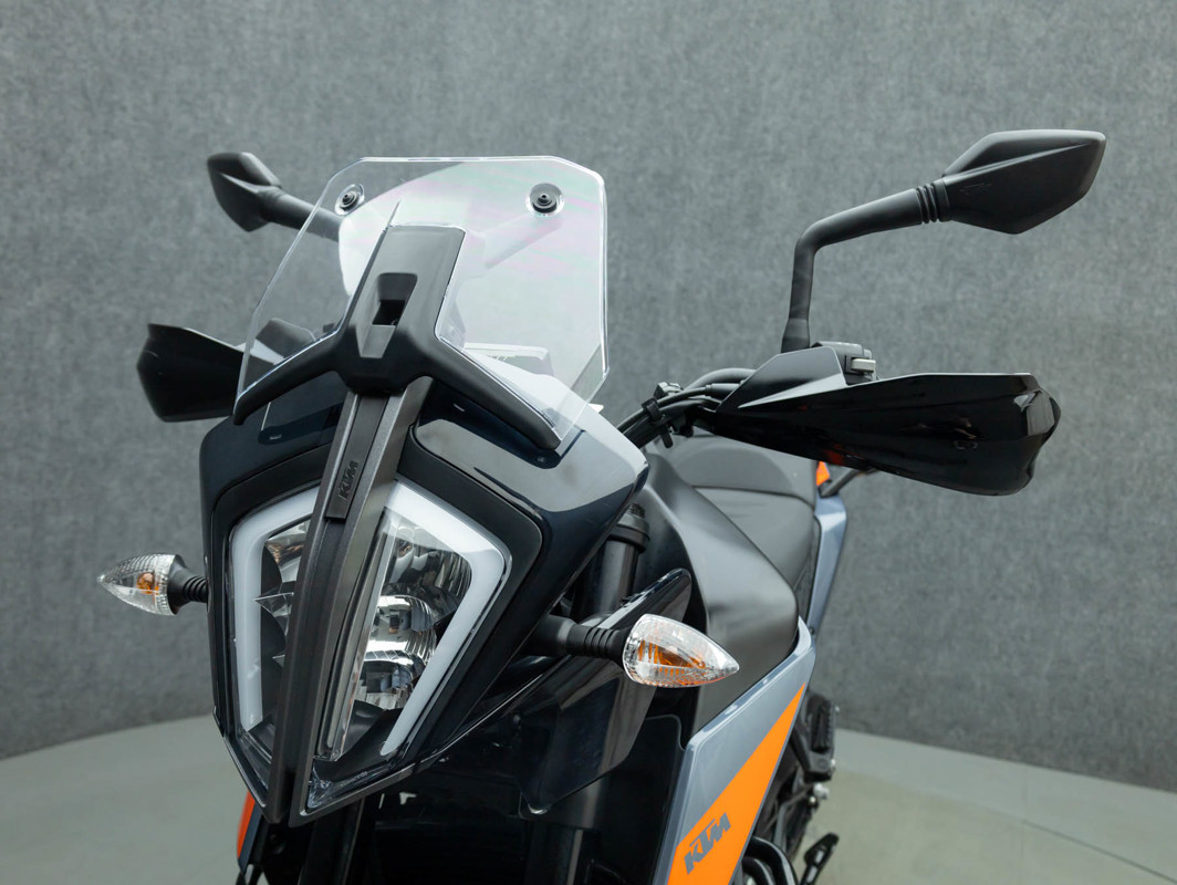 390 Adventure
