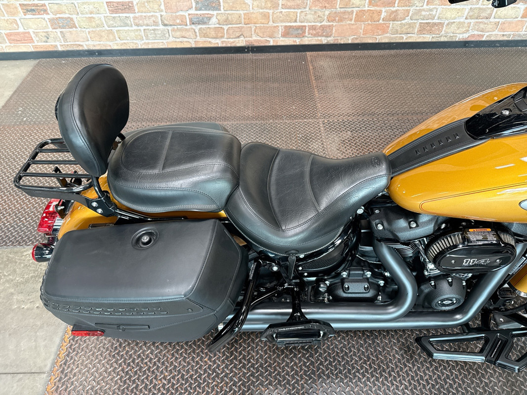 Heritage Classic 114