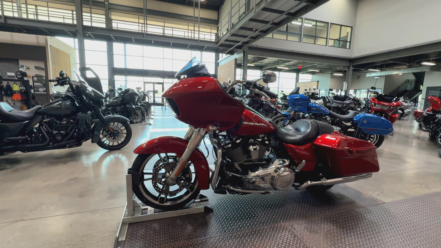 Road Glide®
