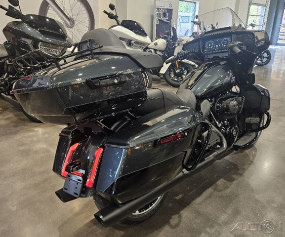 Street Glide® Ultra