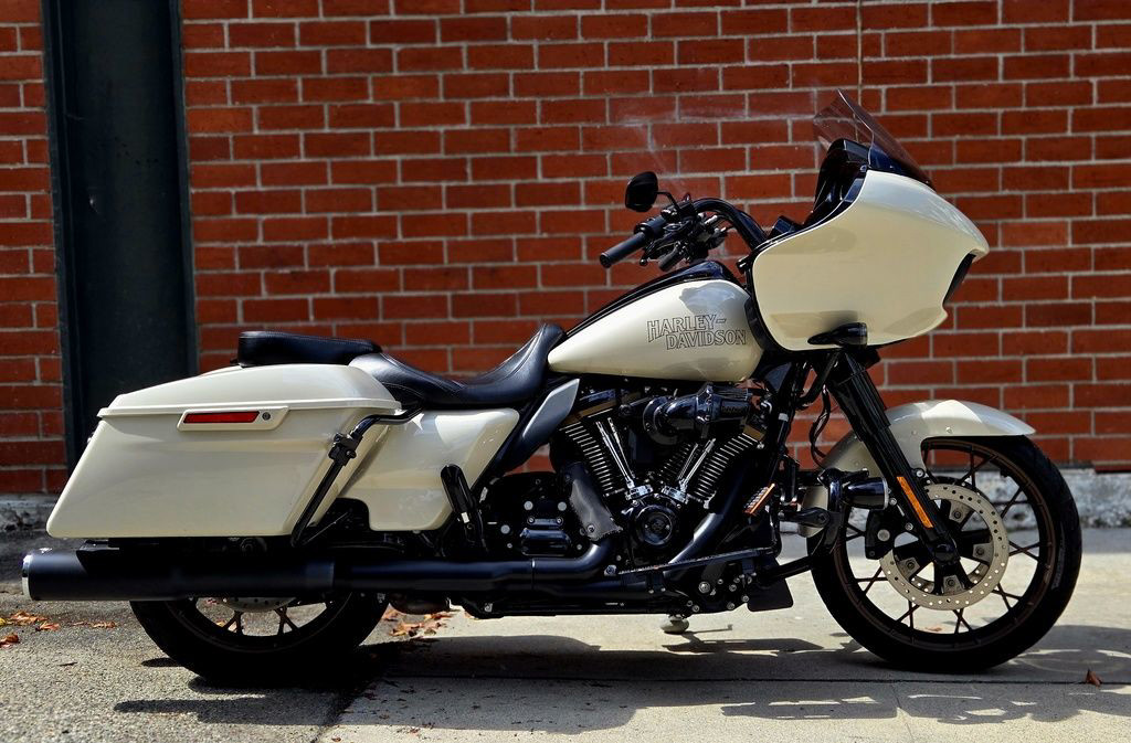 Road Glide® ST