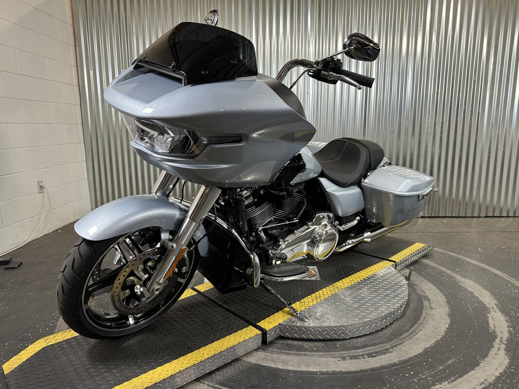 Road Glide®