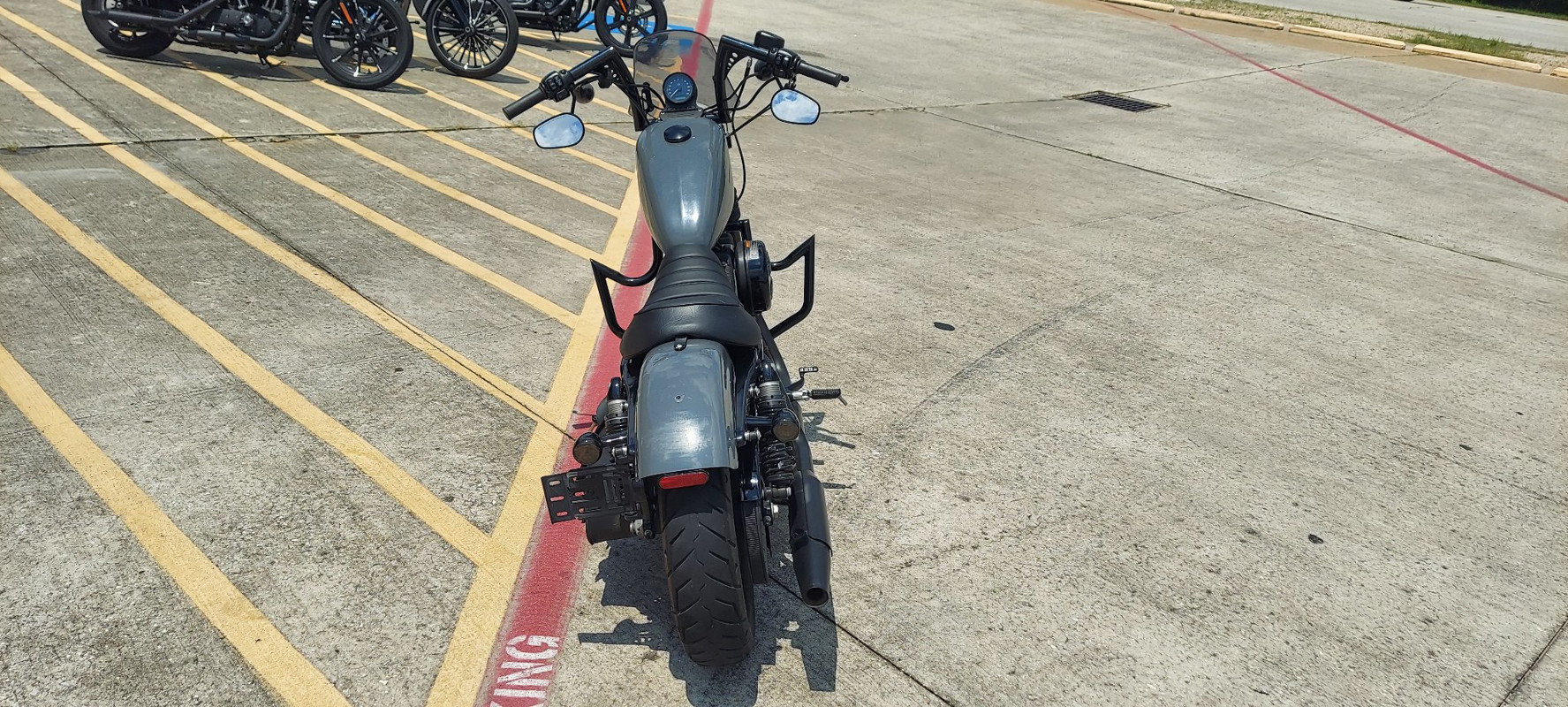 Iron 883®