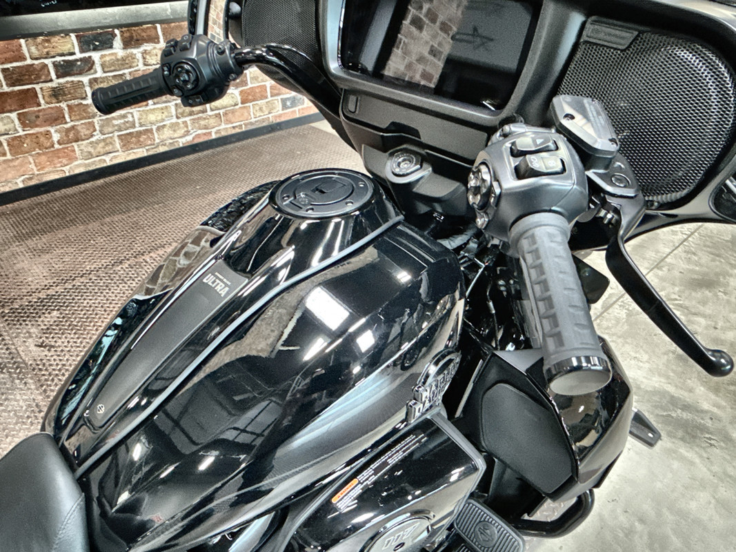 Street Glide® Ultra