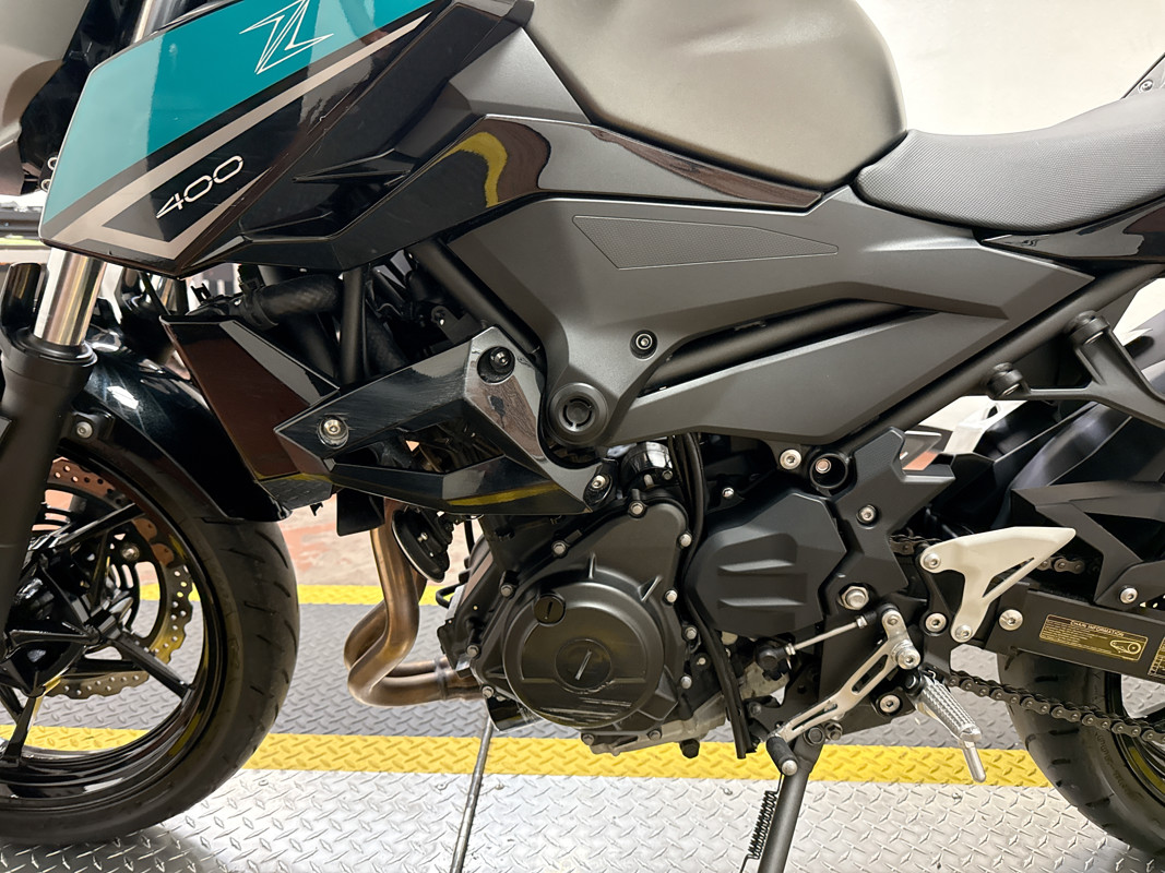 Z400 ABS