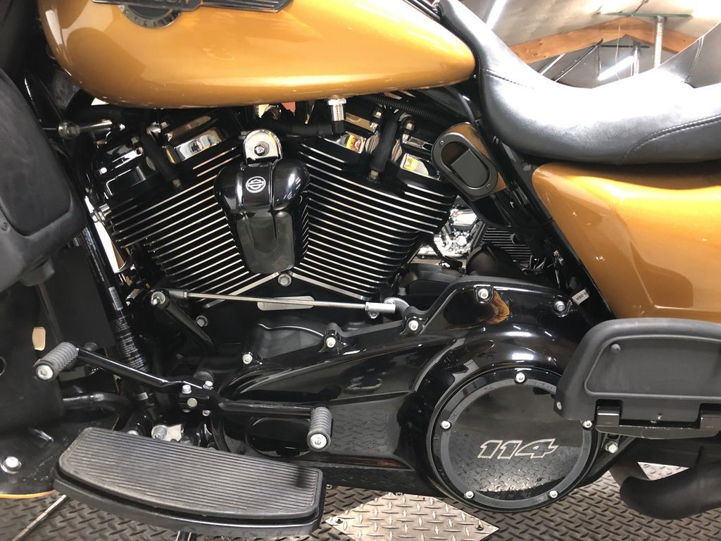 Road Glide®