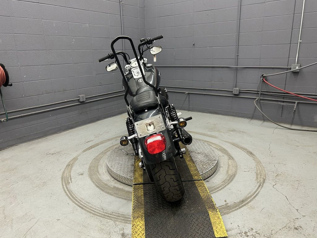 Dyna® Super Glide® Custom