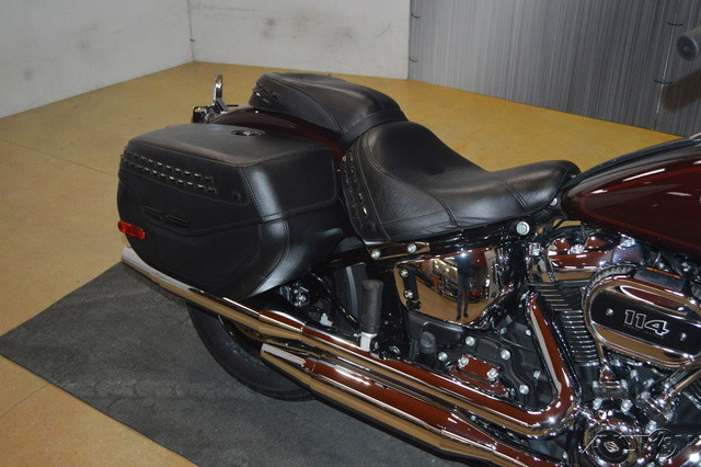 Heritage Classic 114