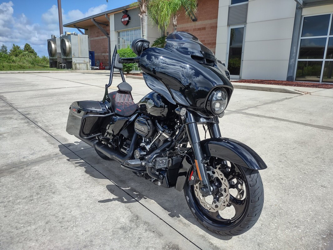 Street Glide® Special