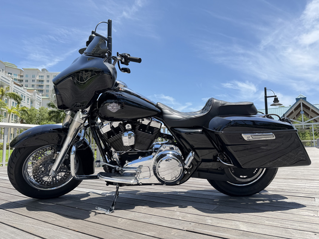 Street Glide®
