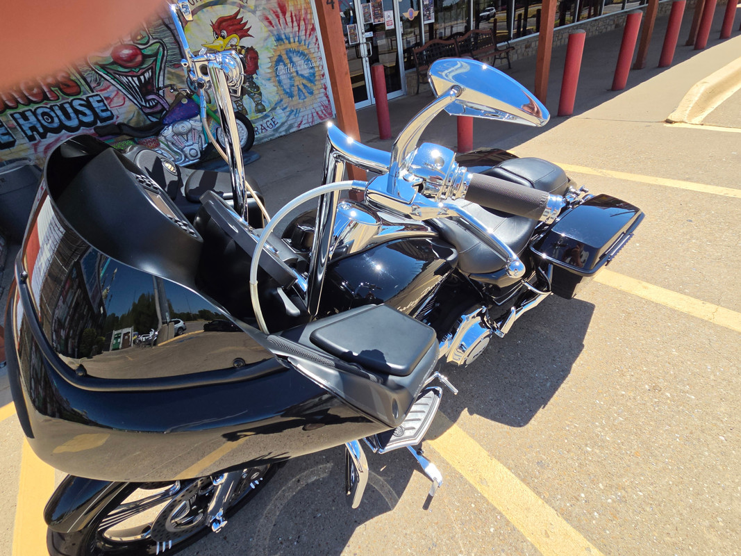 Road Glide® Custom