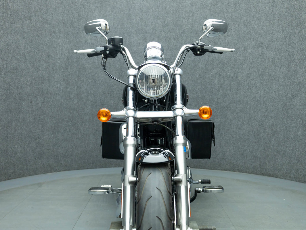 Sportster® SuperLow® 1200T