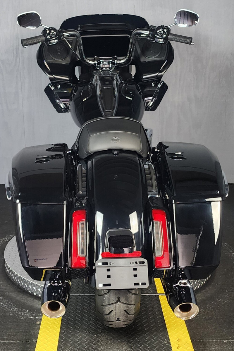 Road Glide®