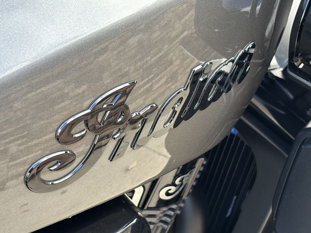 Pursuit Dark Horse 112