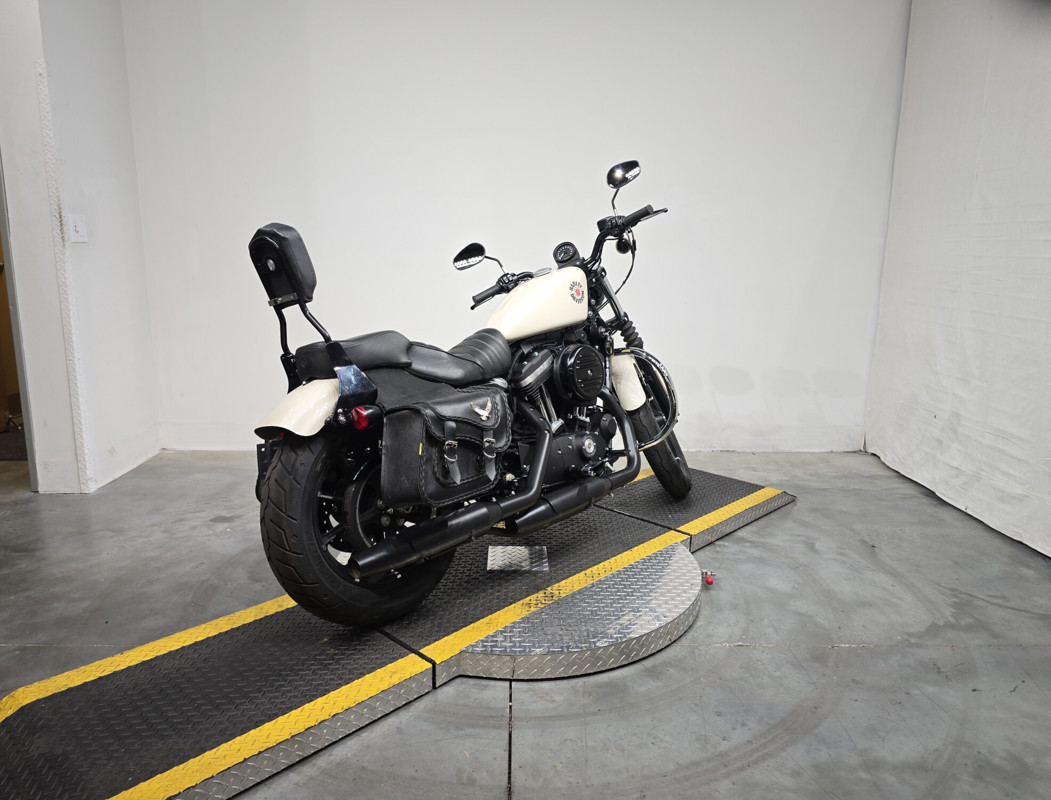 Iron 883®