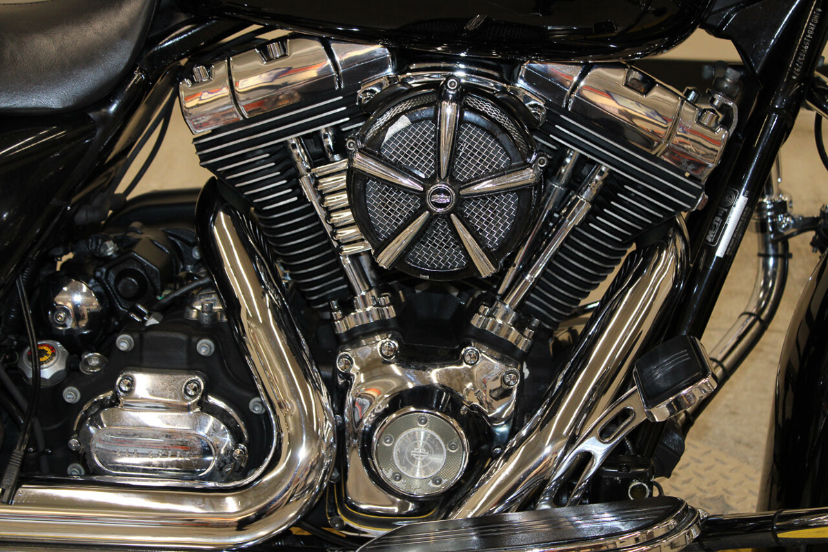 Street Glide®