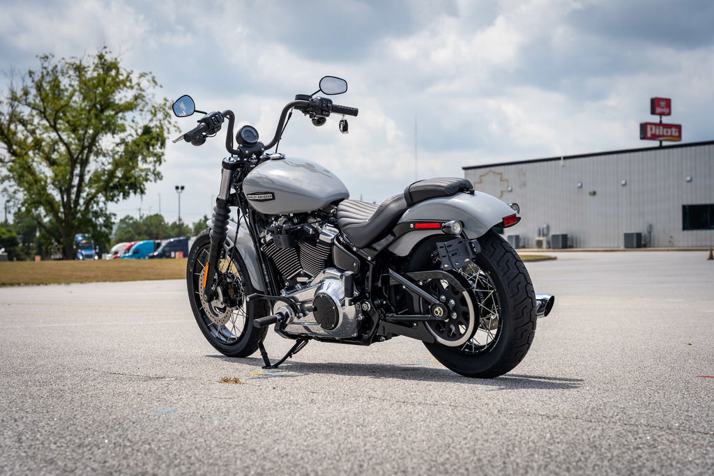 Street Bob®