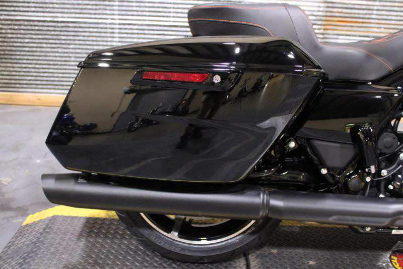 Street Glide®