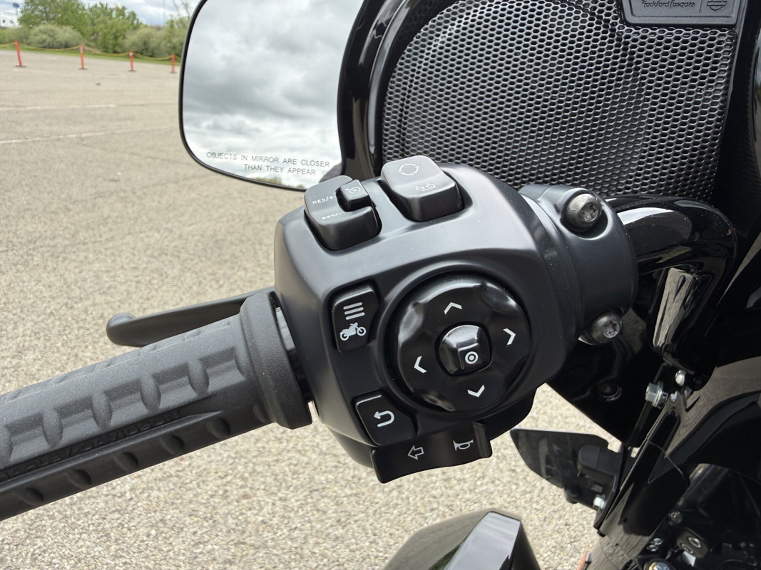 Street Glide® 3 Limited