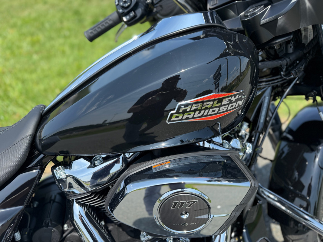 Street Glide®