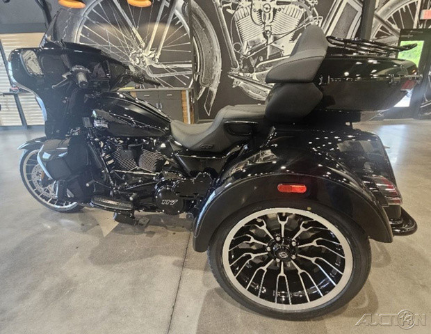 Street Glide® 3 Limited