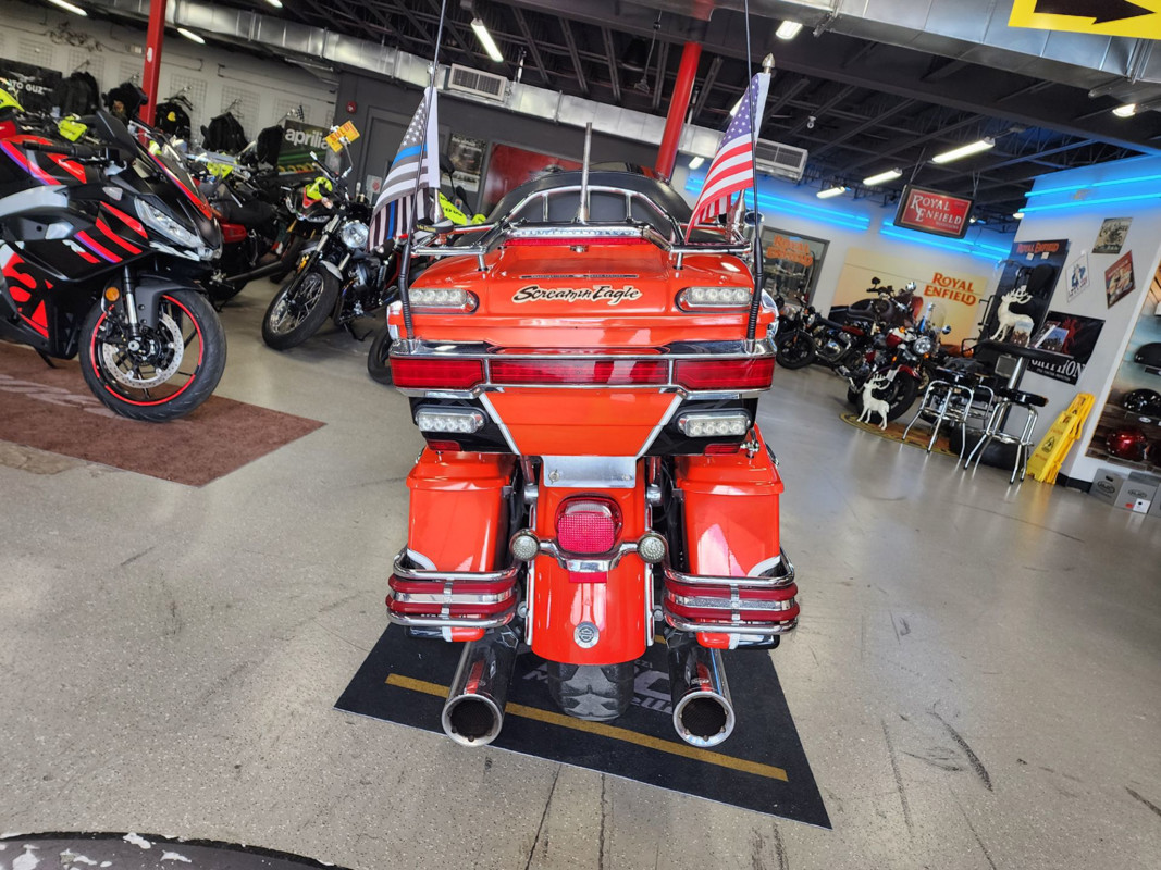 CVO® Ultra Classic® Electra Glide®