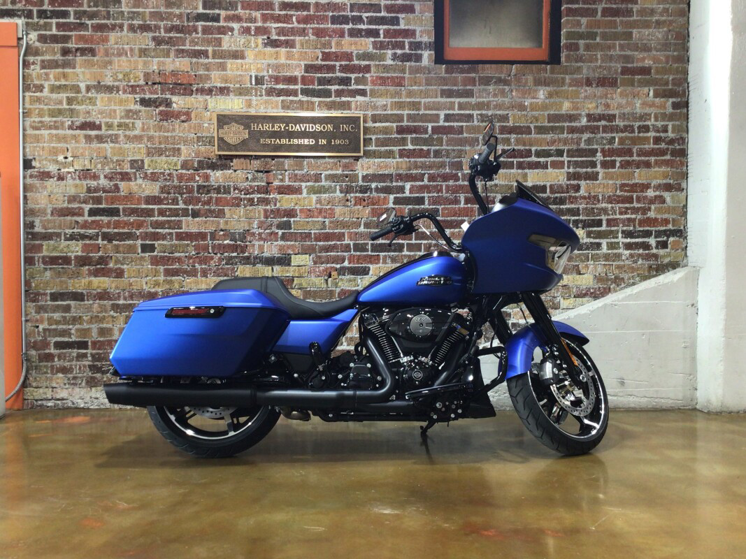 Road Glide®
