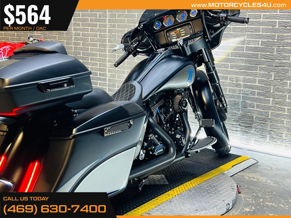Street Glide® Special