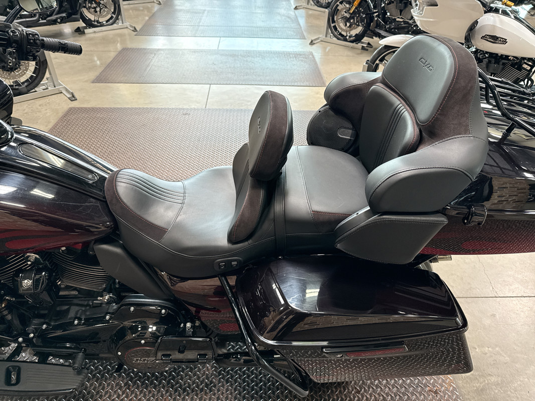CVO® Road Glide®