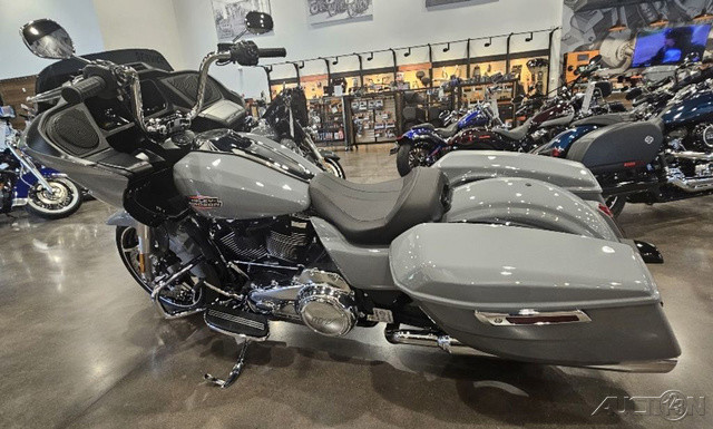 Road Glide®