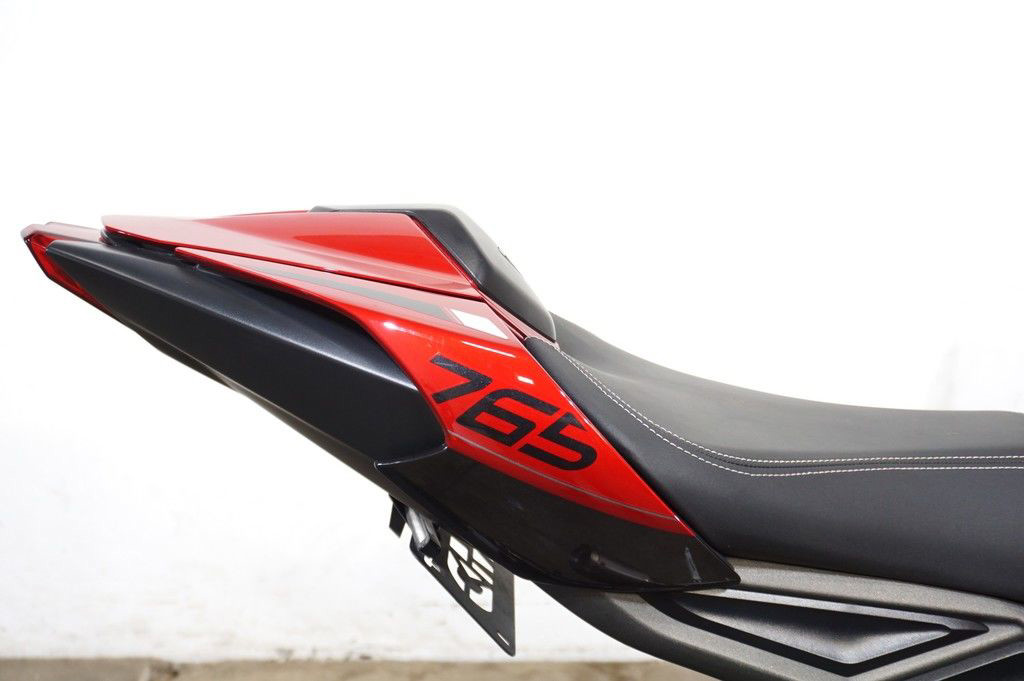 Street Triple RS