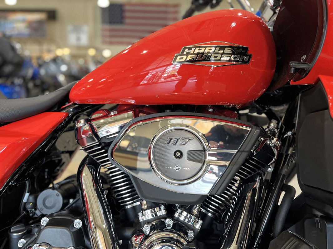 Road Glide®