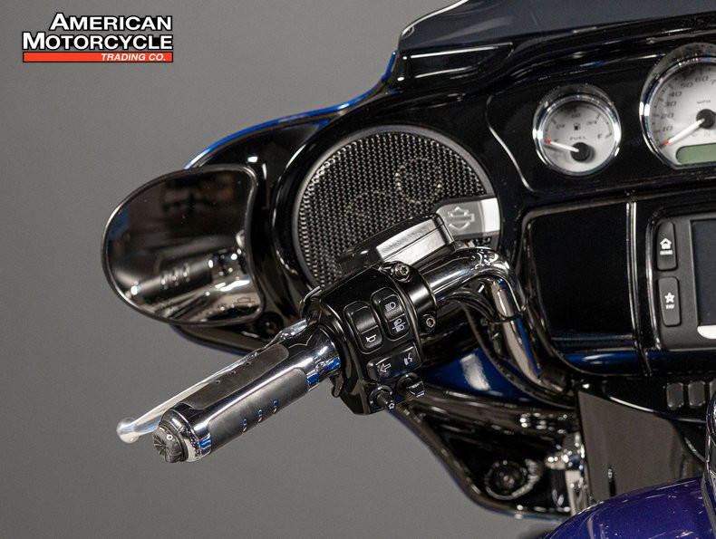 Street Glide® Special