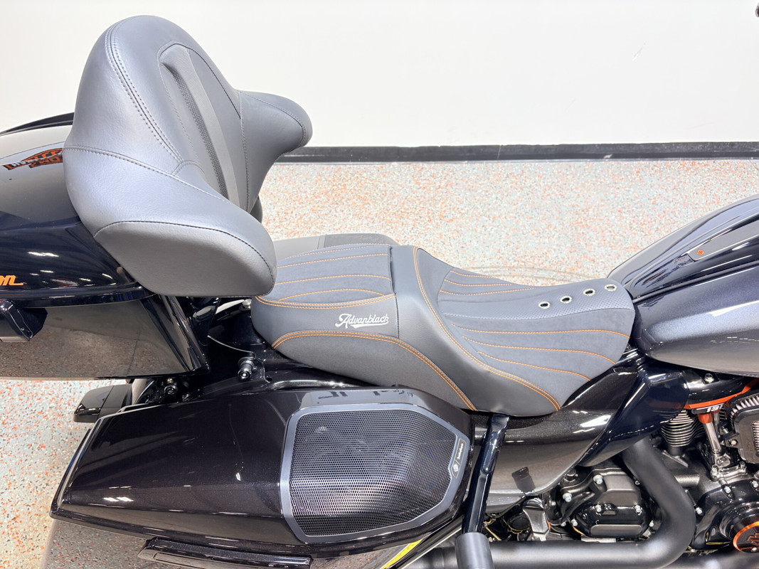 CVO® Road Glide®